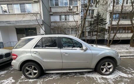 Mercedes-Benz M-Класс, 2008 год, 1 600 000 рублей, 2 фотография