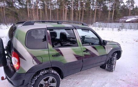 Chevrolet Niva I рестайлинг, 2019 год, 580 000 рублей, 3 фотография