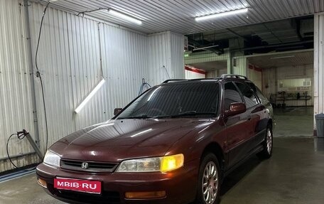 Honda Accord VII рестайлинг, 1997 год, 350 000 рублей, 1 фотография