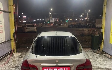 Mitsubishi Carisma I, 2000 год, 90 000 рублей, 6 фотография