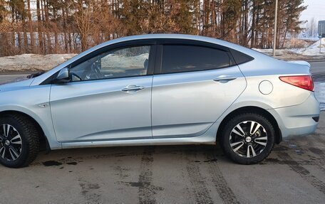 Hyundai Solaris II рестайлинг, 2012 год, 660 000 рублей, 3 фотография