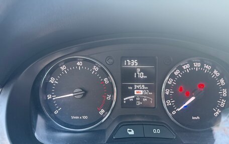 Skoda Rapid I, 2014 год, 695 000 рублей, 24 фотография