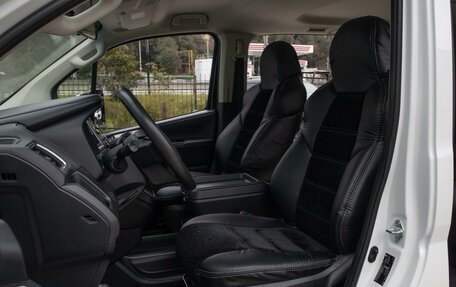 Toyota HiAce H200, 2021 год, 5 350 000 рублей, 15 фотография