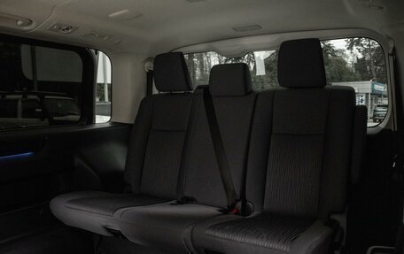 Toyota HiAce H200, 2021 год, 5 350 000 рублей, 16 фотография