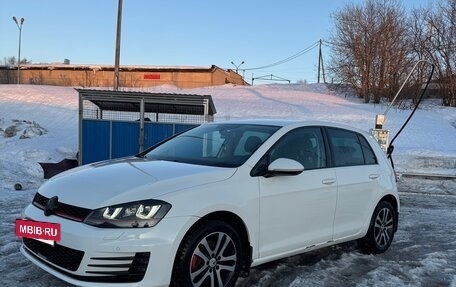 Volkswagen Golf VII, 2013 год, 1 050 000 рублей, 3 фотография