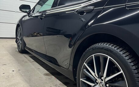 Toyota Camry, 2021 год, 3 350 000 рублей, 10 фотография