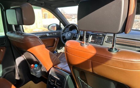 Volkswagen Touareg III, 2013 год, 2 555 000 рублей, 4 фотография