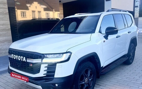 Toyota Land Cruiser, 2021 год, 10 000 000 рублей, 2 фотография