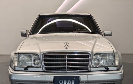 Mercedes-Benz W124, 1992 год, 14 100 000 рублей, 2 фотография