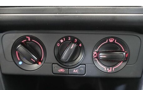 Volkswagen Polo VI (EU Market), 2018 год, 1 227 000 рублей, 11 фотография