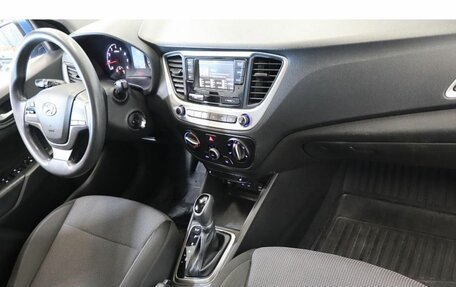 Hyundai Solaris II рестайлинг, 2018 год, 1 244 000 рублей, 5 фотография