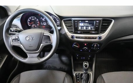 Hyundai Solaris II рестайлинг, 2018 год, 1 244 000 рублей, 9 фотография