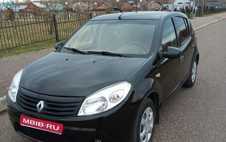 Renault Sandero I, 2012 год, 730 000 рублей, 1 фотография