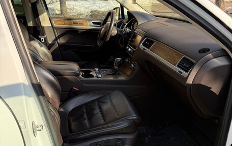 Volkswagen Touareg III, 2016 год, 2 950 000 рублей, 10 фотография