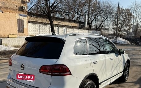 Volkswagen Touareg III, 2016 год, 2 950 000 рублей, 7 фотография