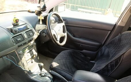 Toyota Avensis III рестайлинг, 2004 год, 650 000 рублей, 9 фотография