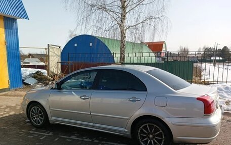 Toyota Avensis III рестайлинг, 2004 год, 650 000 рублей, 8 фотография