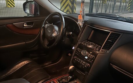 Infiniti FX II, 2012 год, 2 200 000 рублей, 6 фотография