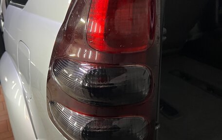 Toyota Land Cruiser Prado 120 рестайлинг, 2008 год, 2 350 000 рублей, 9 фотография