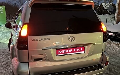 Toyota Land Cruiser Prado 120 рестайлинг, 2008 год, 2 350 000 рублей, 6 фотография