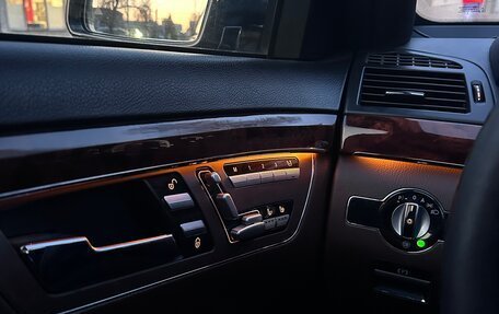 Mercedes-Benz S-Класс, 2010 год, 1 600 000 рублей, 26 фотография