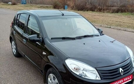 Renault Sandero I, 2012 год, 730 000 рублей, 2 фотография