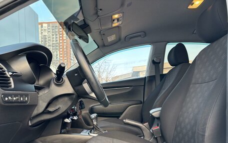 KIA Rio IV, 2019 год, 1 629 000 рублей, 10 фотография