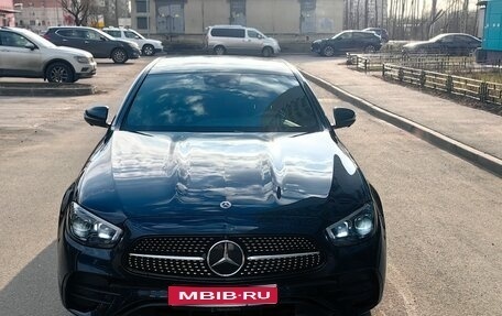 Mercedes-Benz E-Класс, 2022 год, 6 300 000 рублей, 1 фотография