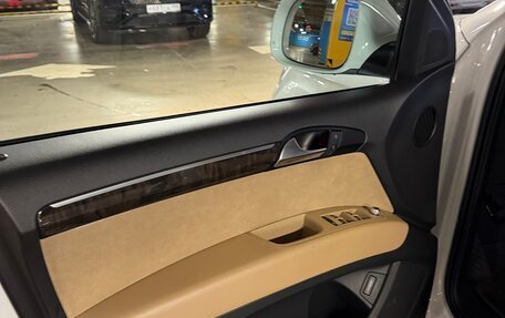 Audi Q7, 2012 год, 2 600 000 рублей, 11 фотография