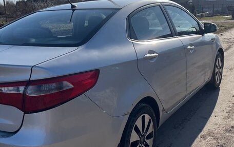 KIA Rio III рестайлинг, 2012 год, 600 000 рублей, 4 фотография