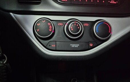 KIA Picanto II, 2011 год, 780 000 рублей, 5 фотография