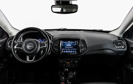 Jeep Compass II, 2018 год, 1 999 000 рублей, 10 фотография