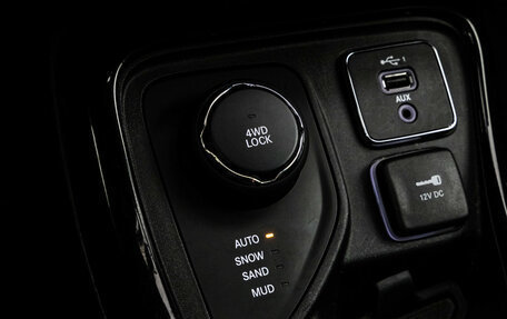 Jeep Compass II, 2018 год, 1 999 000 рублей, 17 фотография