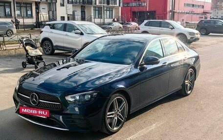 Mercedes-Benz E-Класс, 2022 год, 6 300 000 рублей, 8 фотография