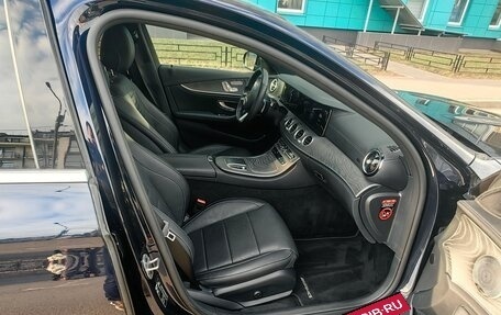 Mercedes-Benz E-Класс, 2022 год, 6 300 000 рублей, 11 фотография