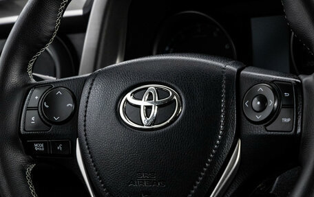 Toyota RAV4, 2016 год, 1 999 000 рублей, 11 фотография