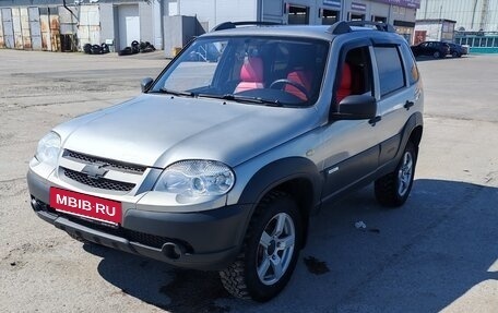 Chevrolet Niva I рестайлинг, 2012 год, 380 000 рублей, 3 фотография