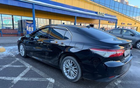 Toyota Camry, 2018 год, 2 850 000 рублей, 3 фотография