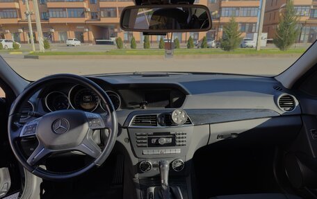 Mercedes-Benz C-Класс, 2011 год, 1 600 000 рублей, 10 фотография