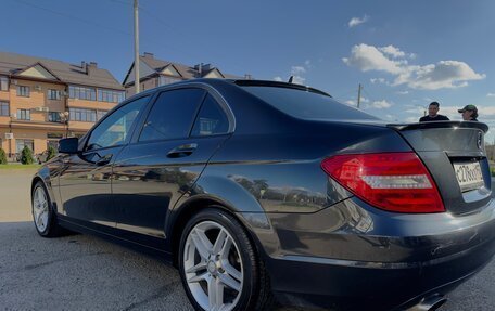 Mercedes-Benz C-Класс, 2011 год, 1 600 000 рублей, 8 фотография