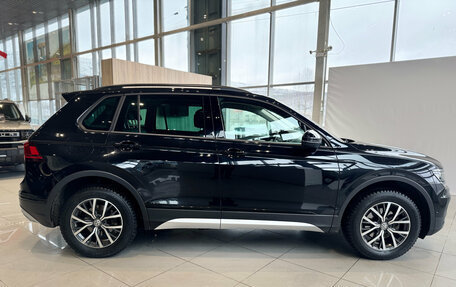 Volkswagen Tiguan II, 2018 год, 2 690 000 рублей, 6 фотография