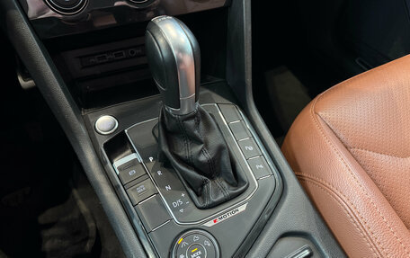 Volkswagen Tiguan II, 2018 год, 2 690 000 рублей, 22 фотография