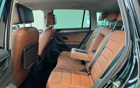 Volkswagen Tiguan II, 2018 год, 2 690 000 рублей, 25 фотография