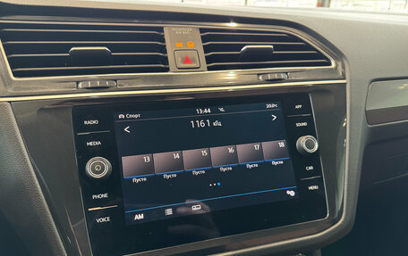 Volkswagen Tiguan II, 2018 год, 2 690 000 рублей, 18 фотография