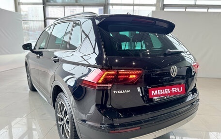 Volkswagen Tiguan II, 2018 год, 2 690 000 рублей, 31 фотография