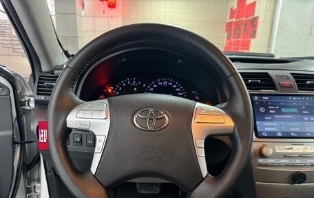 Toyota Camry, 2010 год, 1 100 000 рублей, 5 фотография