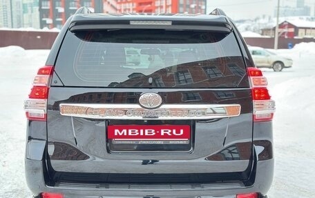 Toyota Land Cruiser Prado 150 рестайлинг 2, 2014 год, 3 450 000 рублей, 10 фотография