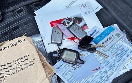 Toyota Land Cruiser Prado 150 рестайлинг 2, 2014 год, 3 450 000 рублей, 24 фотография