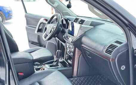 Toyota Land Cruiser Prado 150 рестайлинг 2, 2014 год, 3 450 000 рублей, 28 фотография