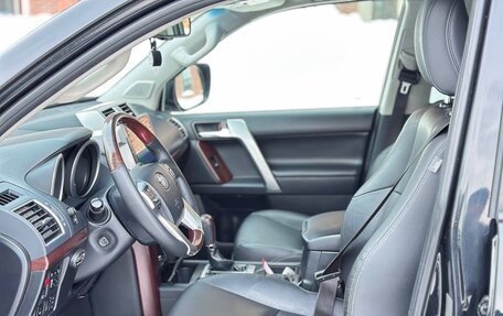 Toyota Land Cruiser Prado 150 рестайлинг 2, 2014 год, 3 450 000 рублей, 29 фотография